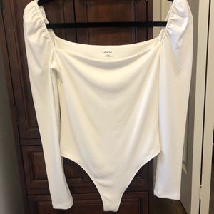 Aritzia | Wilfred-Free Fortune Bodysuit